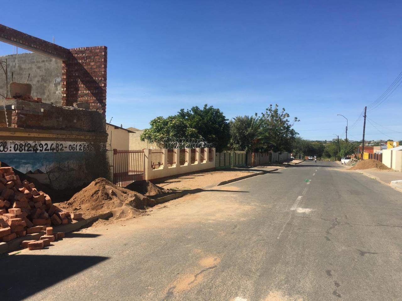 Pandeinge Hotel Windhoek Luaran gambar