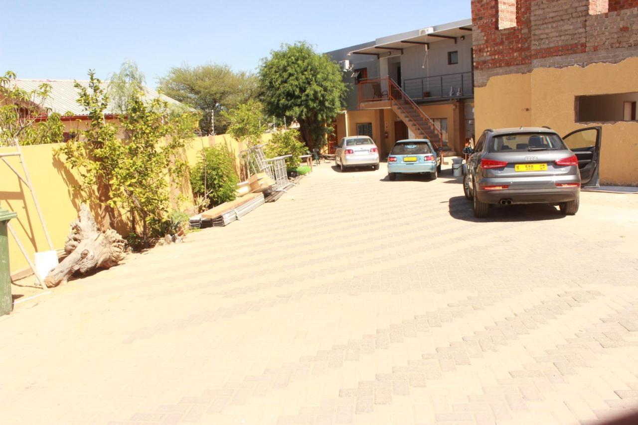 Pandeinge Hotel Windhoek Luaran gambar
